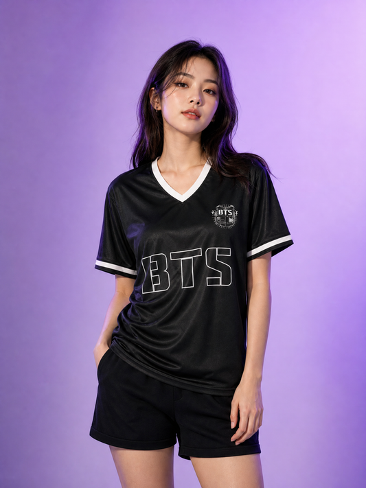 Maillot de foot BTS porté — wordmark BTS — studio borahae — KpopCore