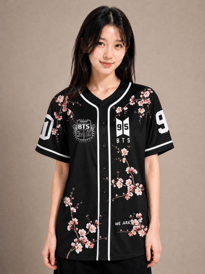 Maillot Baseball BTS Sakura — Cerisiers en fleurs — porté, studio | KpopCore