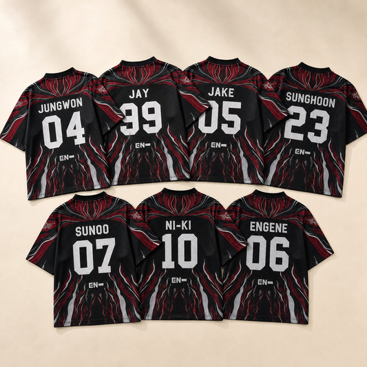 Toutes les variantes au dos — Jungwon 04, Jay 99, Jake 05, Sunghoon 23, Sunoo 07, Ni-ki 10, ENGENE 06